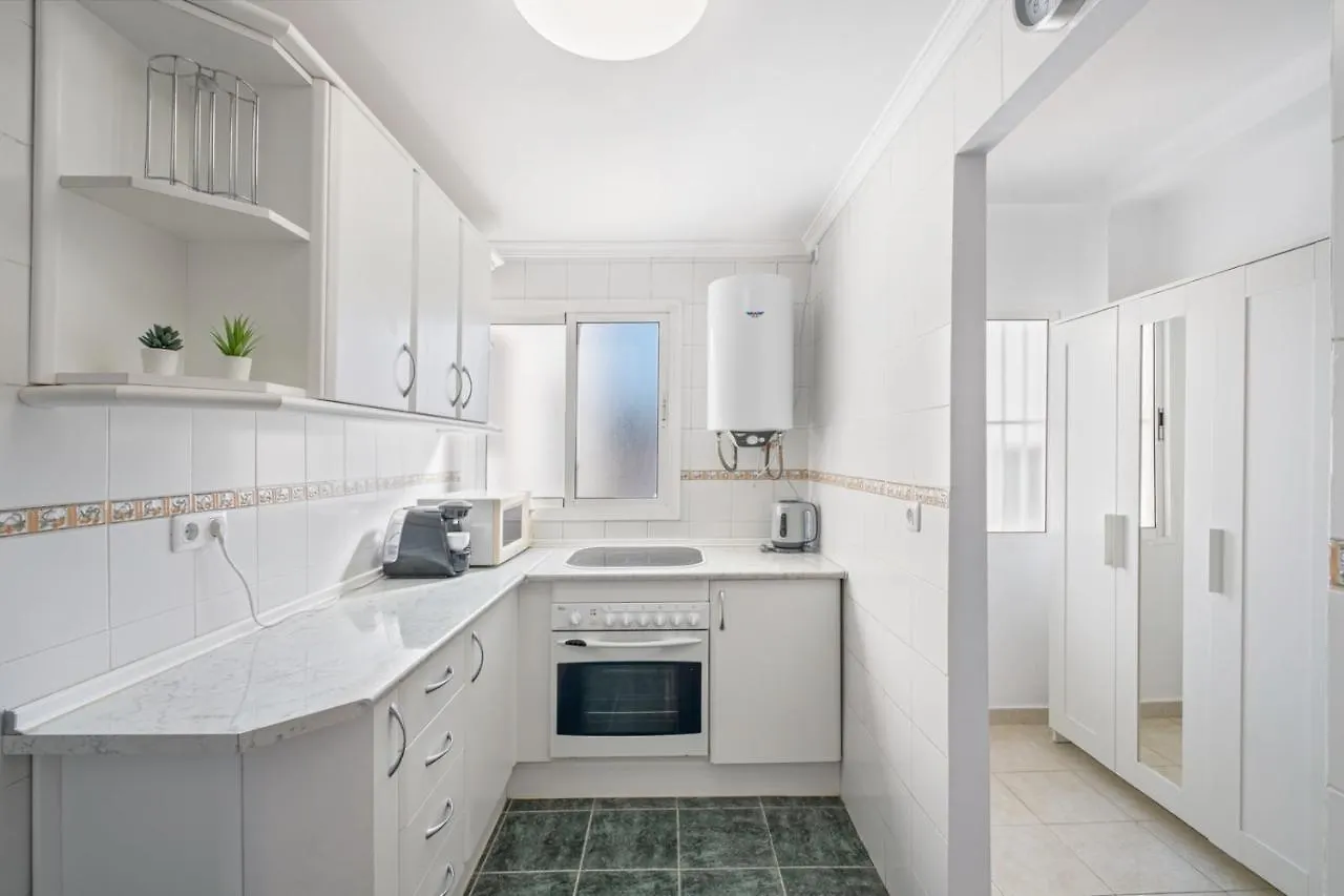 3 Bedroom Apartment Near City Centre Malaga Spain